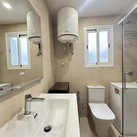 Daire Nautic 2 - A 2 Min De La Playa, A/a Y Parking *